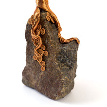 Load image into Gallery viewer, Valiant